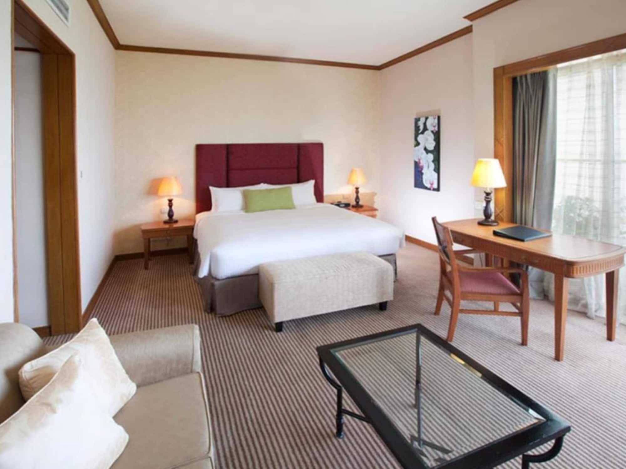 Dorsett Grand Labuan Hotel Ngoại thất bức ảnh