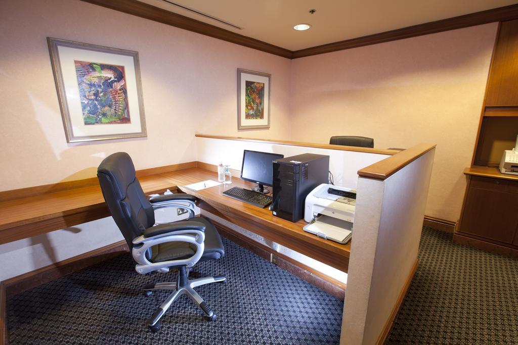 Dorsett Grand Labuan Hotel Ngoại thất bức ảnh