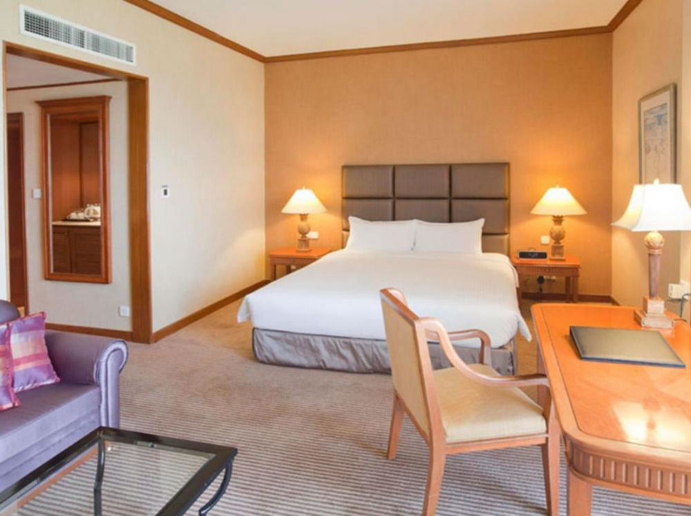 Dorsett Grand Labuan Hotel Ngoại thất bức ảnh